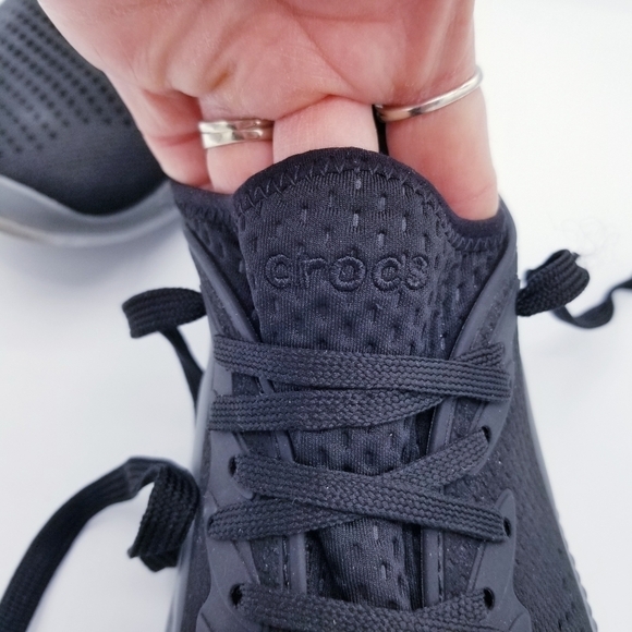 Crocs Literide 360 Pacer Women's size 10 Black Gray Casual Shoes 206705 - Picture 5 of 16